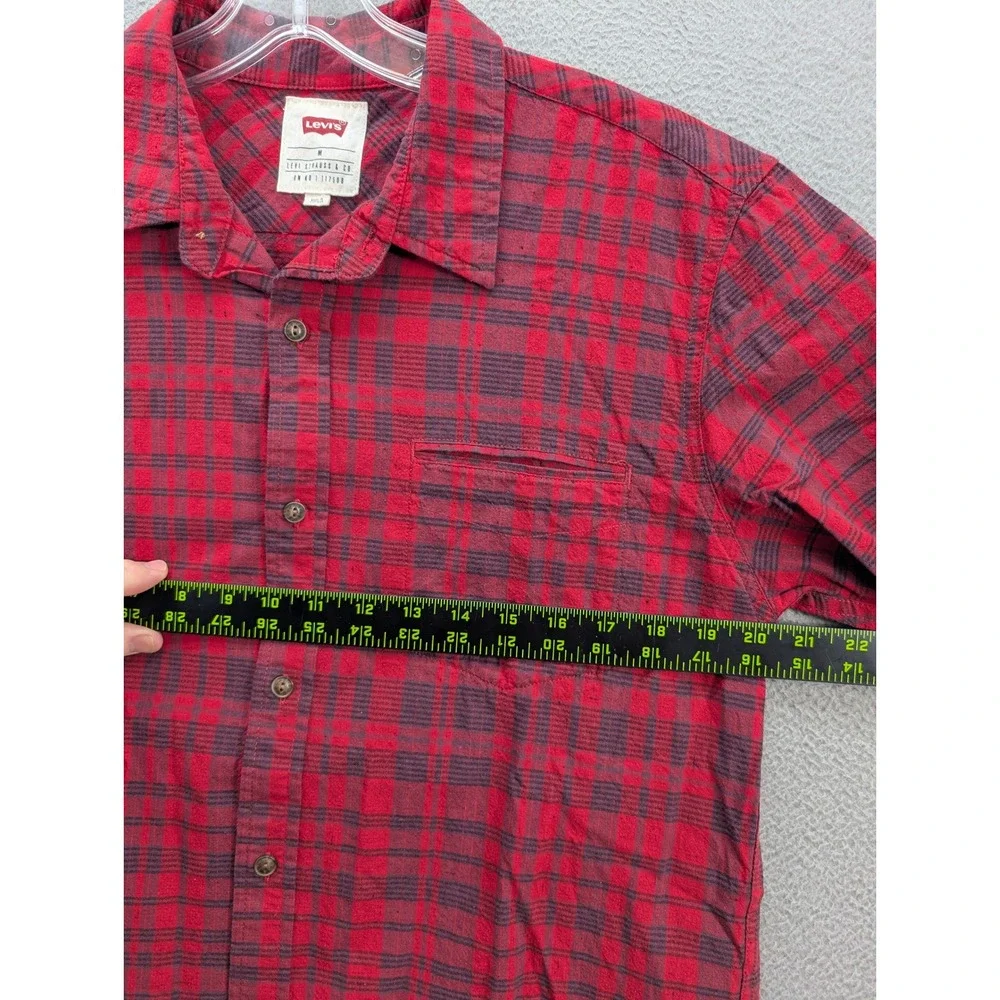 Levi's Plaid Short Sleeve Button Up Shirt Men's M Red Black Cotton Casual Preppy